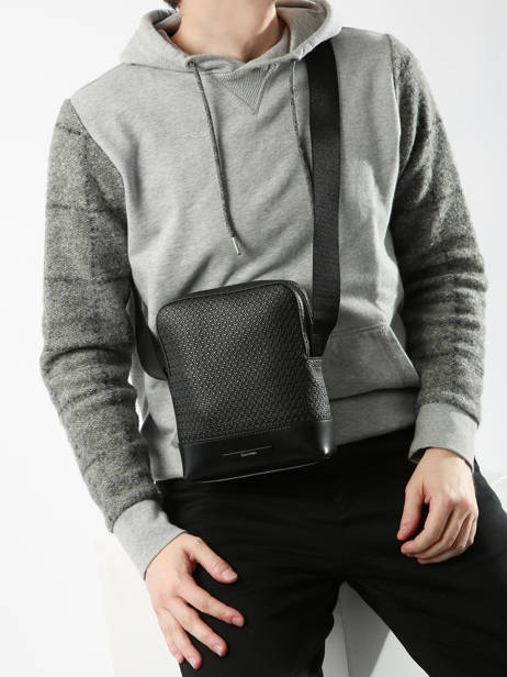 Sac BandouliÃ¨re Calvin klein jeans Noir modern bar K511364 vue secondaire 1