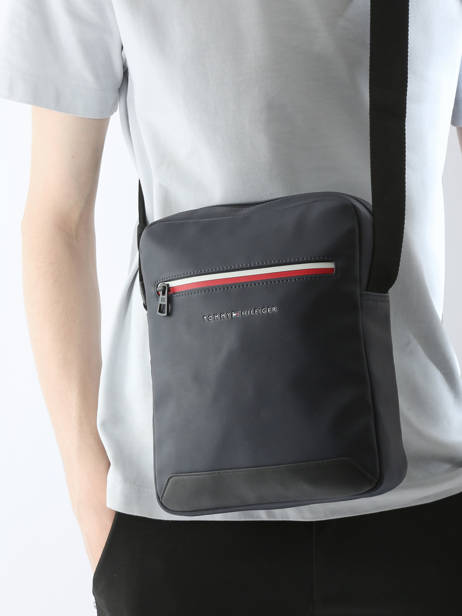 Sac BandouliÃ¨re Tommy hilfiger Bleu essentiel AM12199 vue secondaire 1