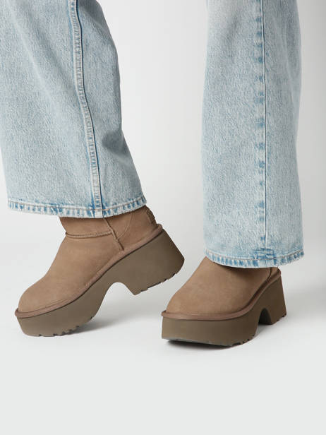 Boots Classic Ultra Mini Semelle CompensÃ©e En Cuir Ugg Marron women 1158311 vue secondaire 1